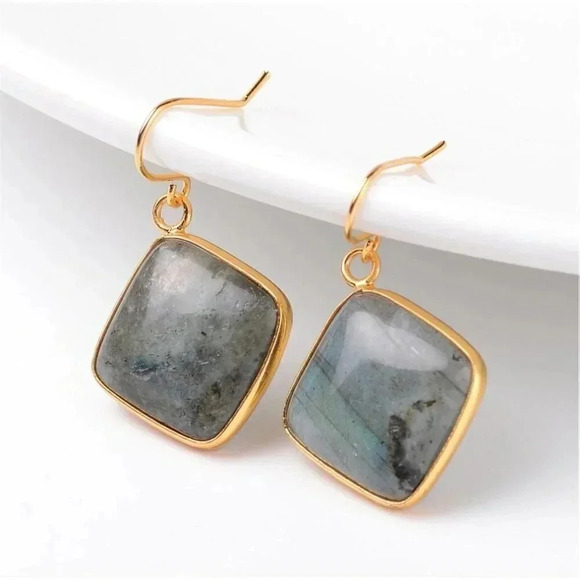 Puffed Diamond Shape Labradorite Gemstone Pendant Gold Plated Trim Earrings - Picture 1 of 2